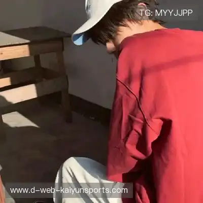 屈融健